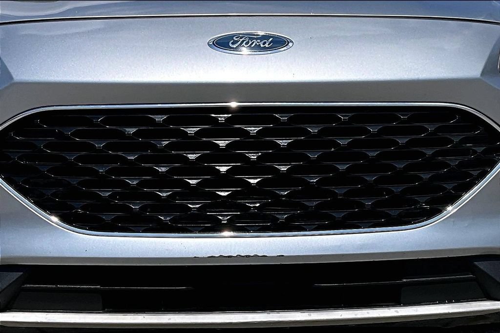 Used 2021 Ford Escape SE w/ Convenience Package FWD image 29