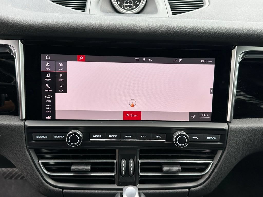 Certified 2021 Porsche Macan S AWD/4WD image 13