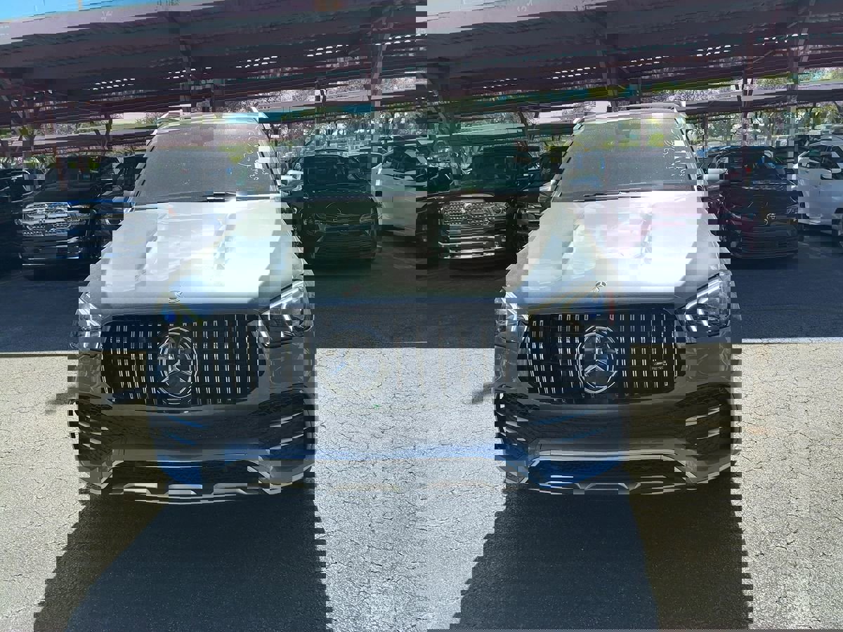 Used 2023 Mercedes-Benz GLE 53 AMG 4MATIC image 2