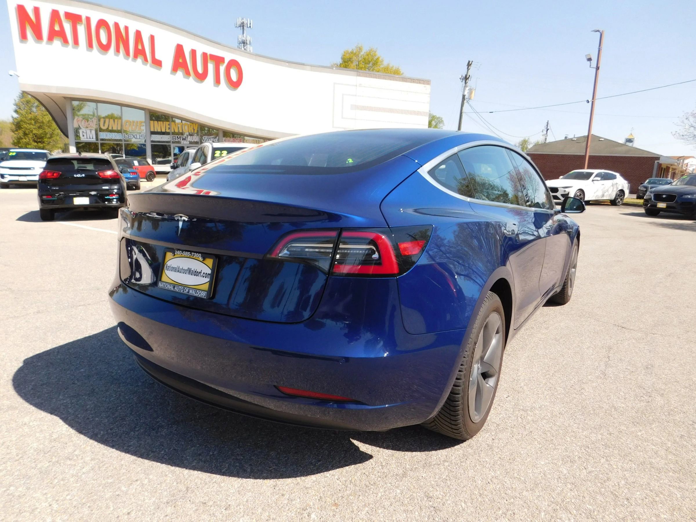 Used 2018 Tesla Model 3 Long Range RWD image 5