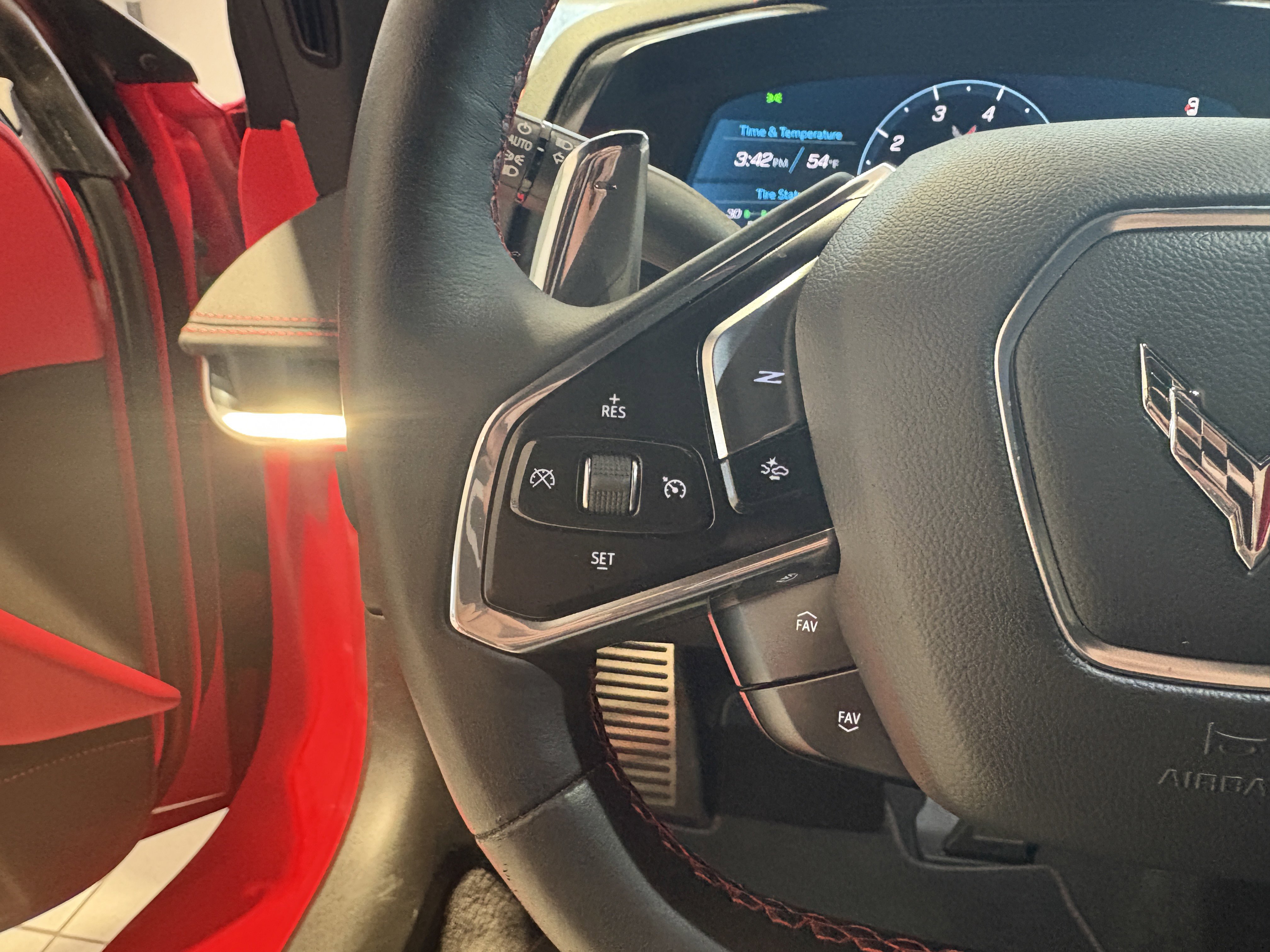 Used 2024 Chevrolet Corvette Stingray Preferred Cpe w/ Z51 Performance Package image 10