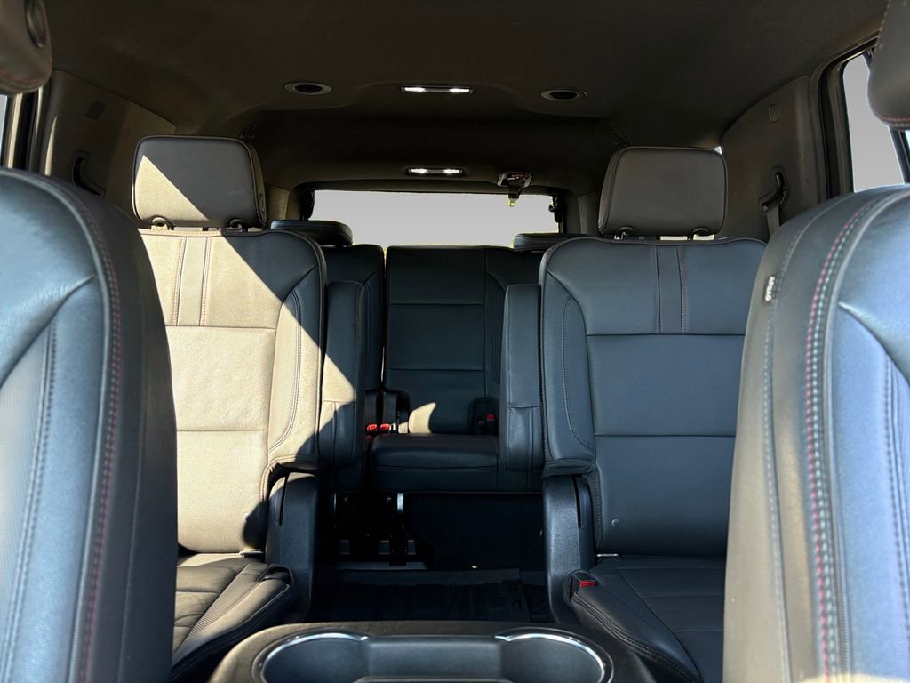 Used 2022 Chevrolet Tahoe RST w/ Luxury Package image 2