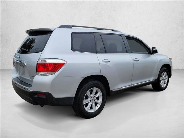Used 2012 Toyota Highlander 4WD w/ Tech Pkg image 5