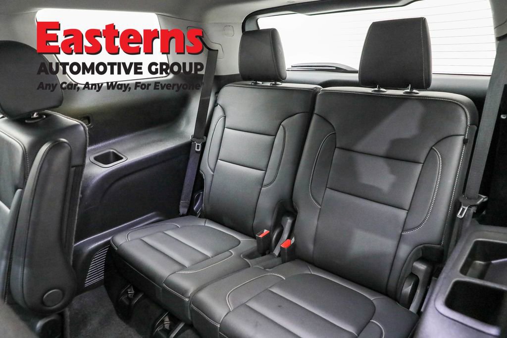 Used 2023 GMC Acadia SLT image 28