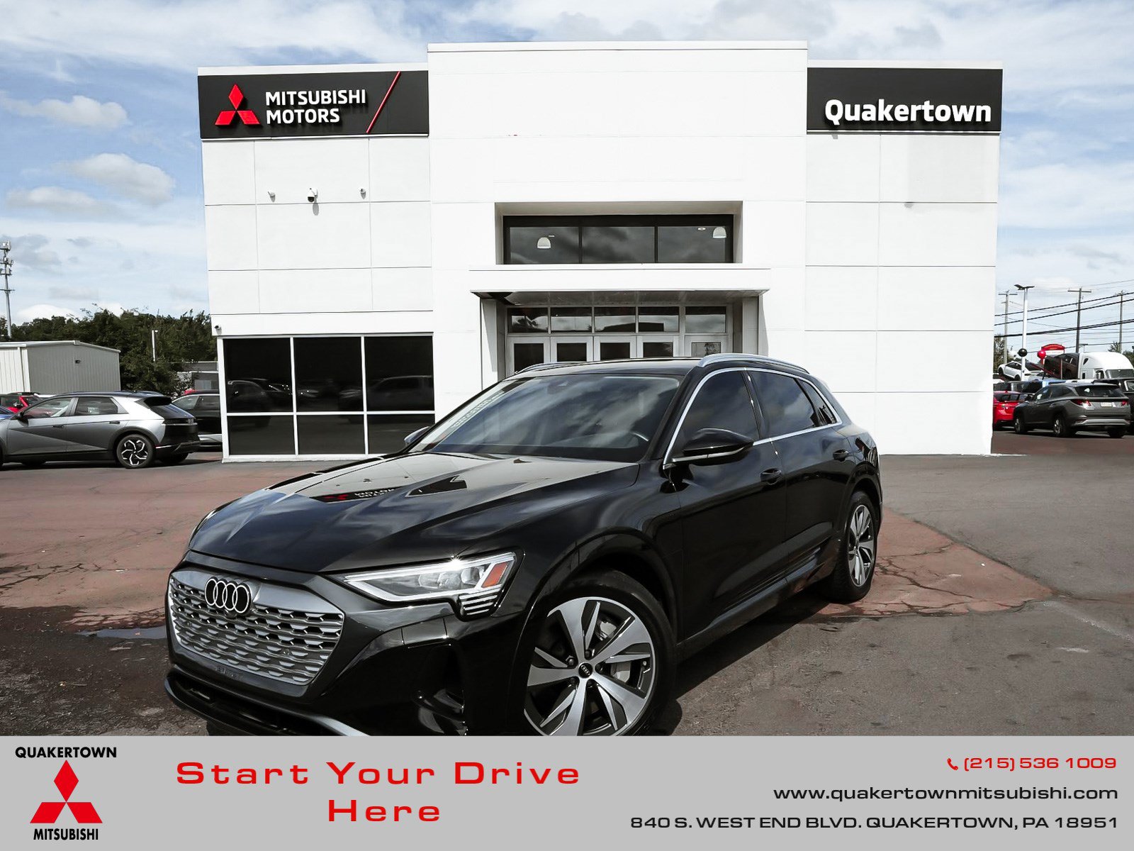 Used 2024 Audi Q8 e-tron Premium AWD/4WD image 1