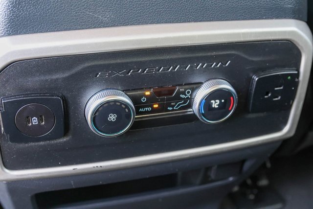 Used 2024 Ford Expedition Max XLT image 21