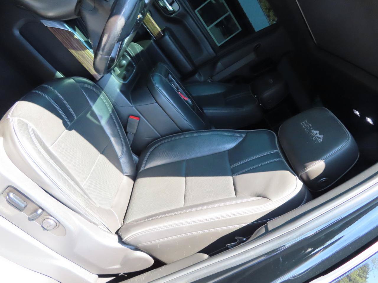 Used 2020 Chevrolet Silverado 2500 High Country w/ Z71 Off-Road Package AWD/4WD image 30