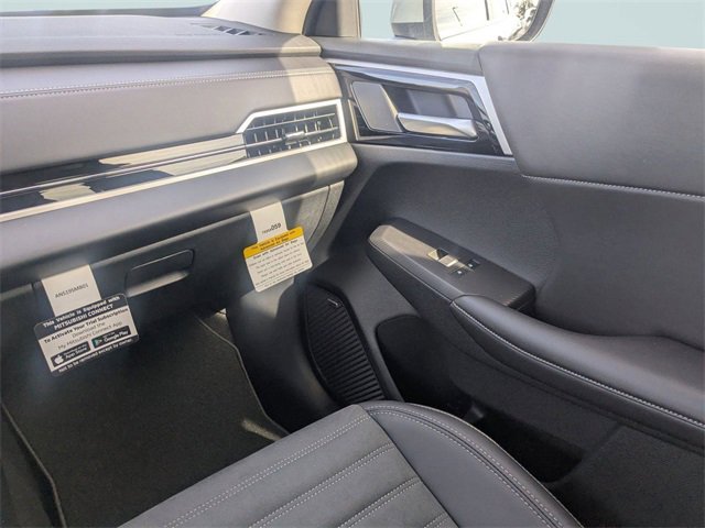 New 2026 Mitsubishi Outlander SE image 22