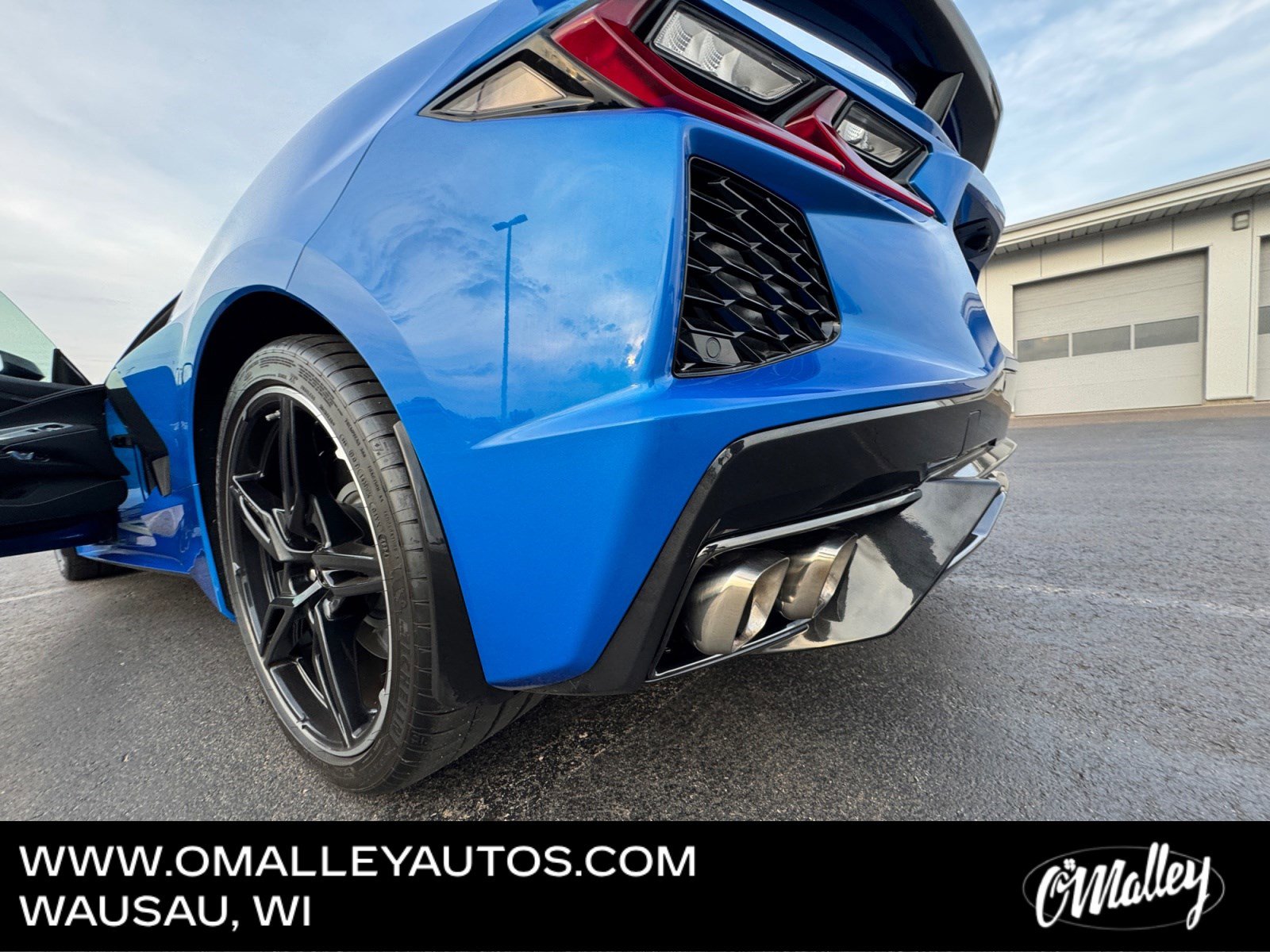 Used 2025 Chevrolet Corvette Stingray Coupe w/ Z51 Performance Package image 25