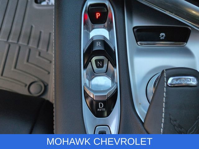 Used 2020 Chevrolet Corvette Stingray Coupe w/ 1LT RWD image 17