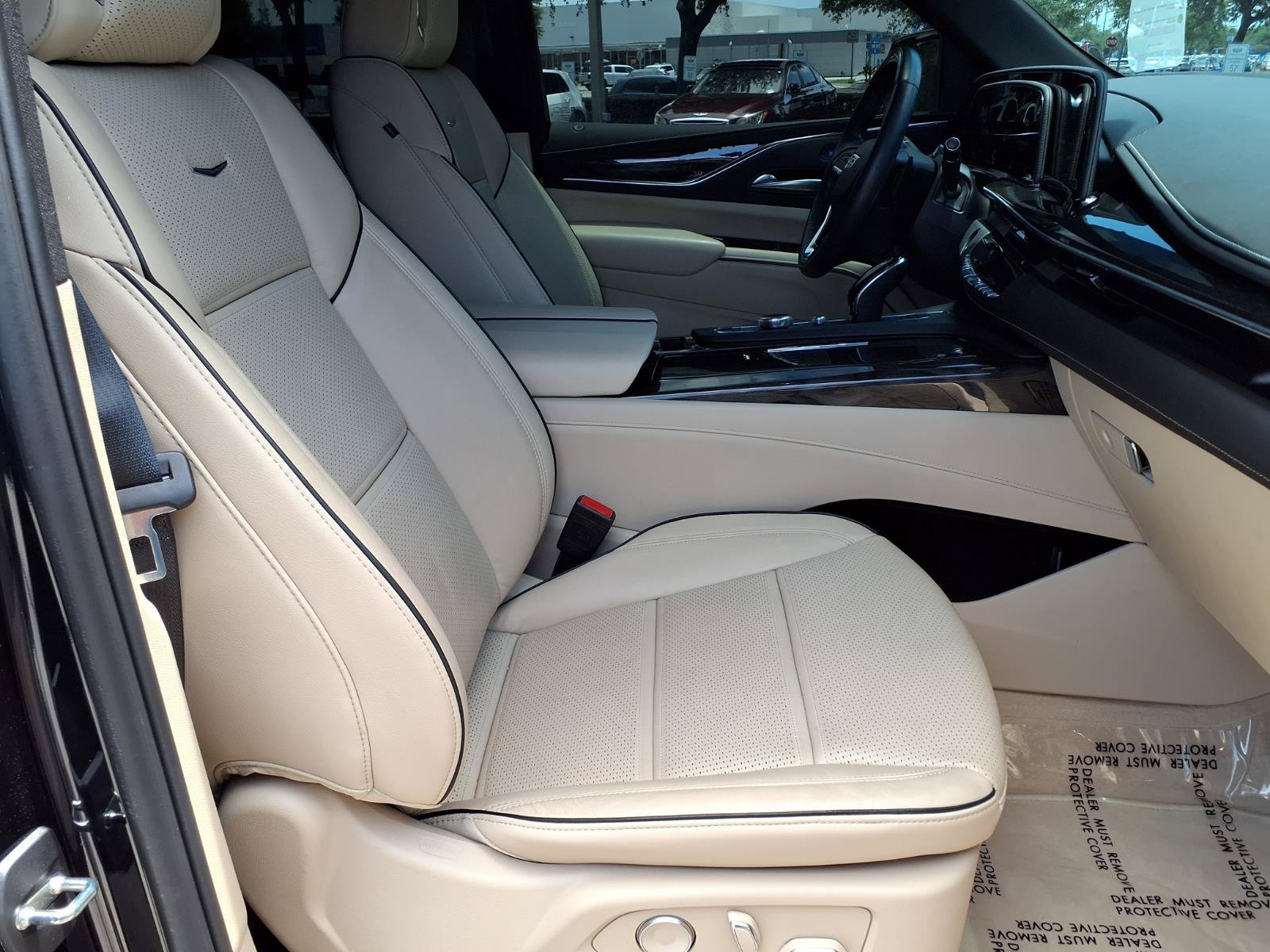 Certified 2024 Cadillac Escalade ESV Premium Luxury RWD image 10