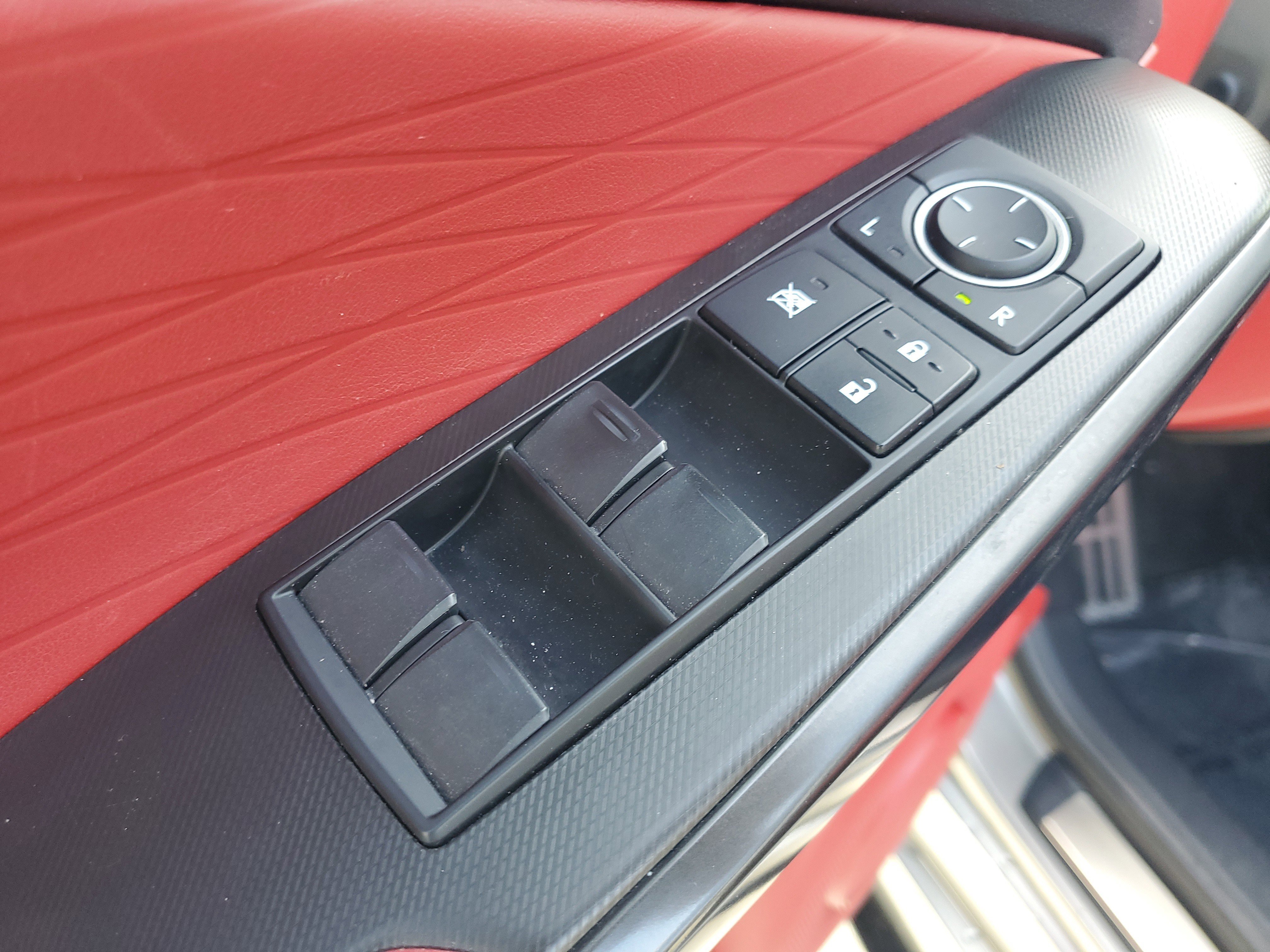 Certified 2022 Lexus IS 350 F Sport image 20