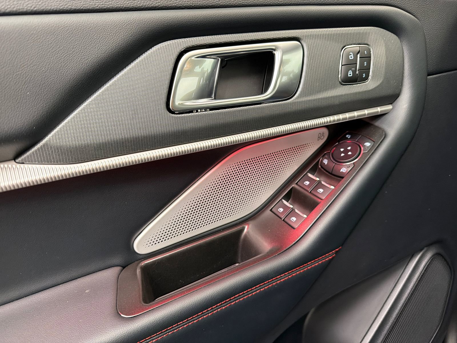 New 2026 Ford Explorer ST w/ Sun And Sound Package image 37