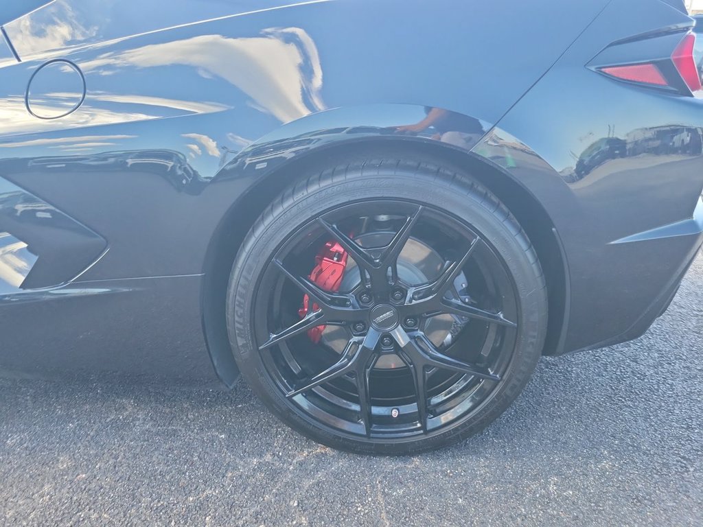 Used 2024 Chevrolet Corvette Stingray Preferred Cpe w/ Stealth Interior Trim Package RWD image 28