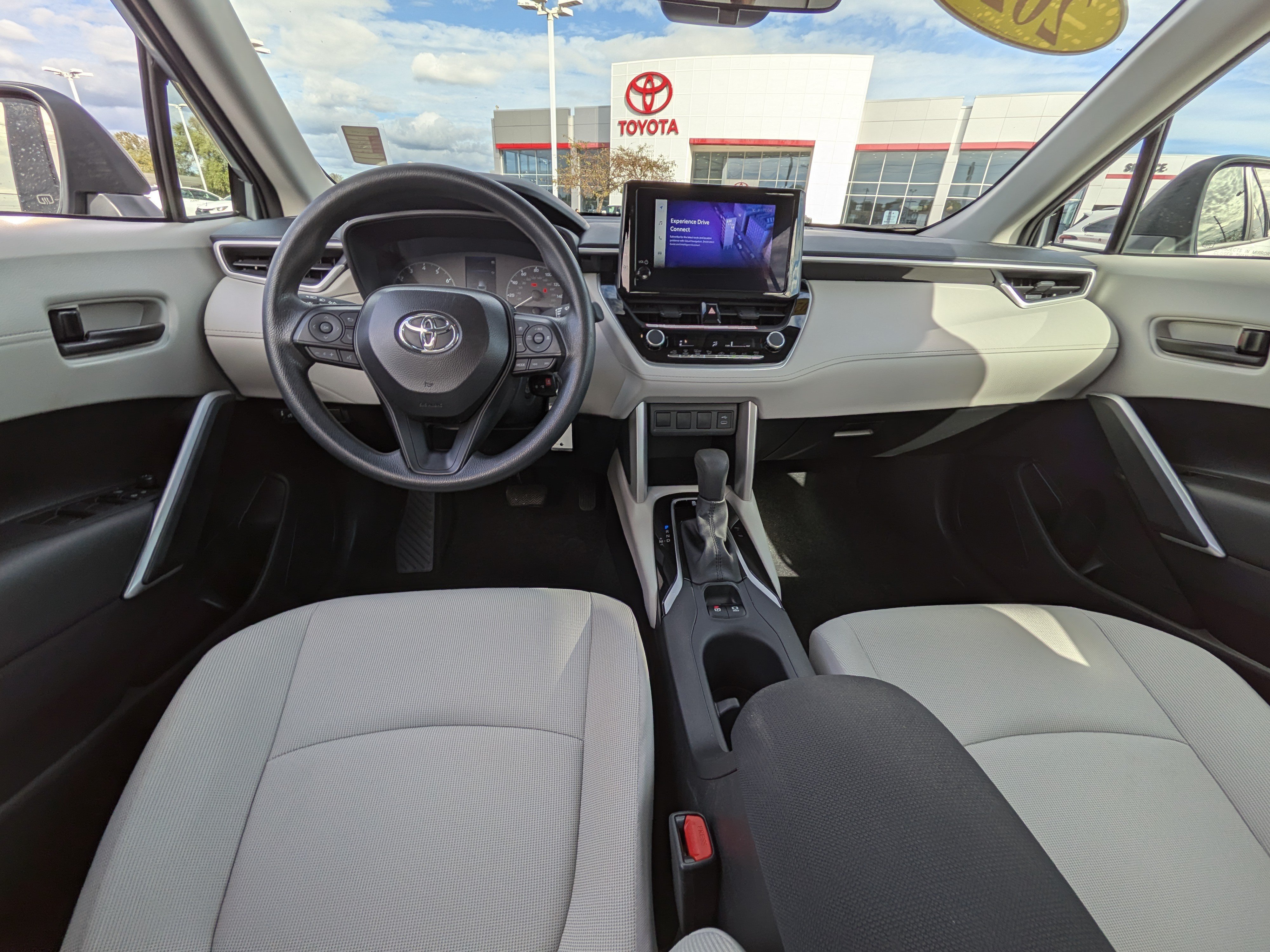 Certified 2025 Toyota Corolla Cross L FWD image 12