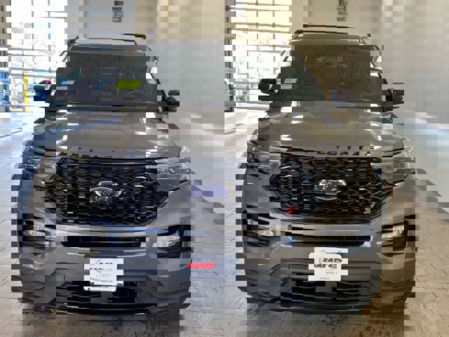 Certified 2022 Ford Explorer ST w/ Equipment Group 401A image 3