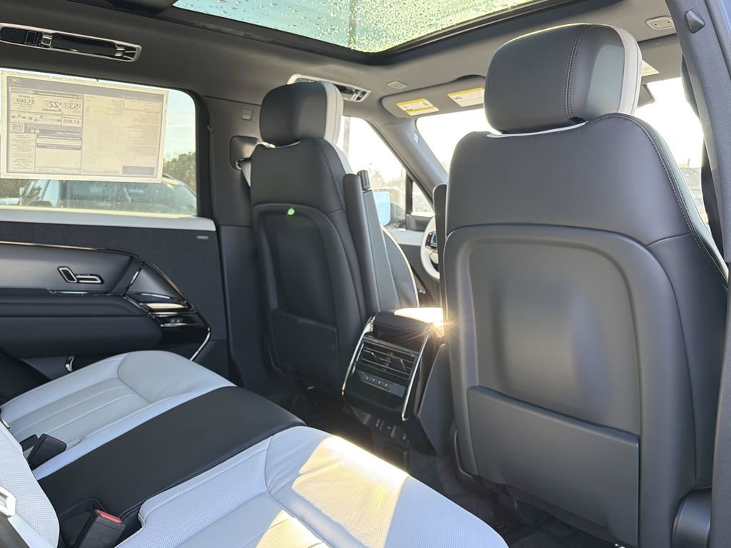 New 2026 Land Rover Range Rover Sport Dynamic SE image 15