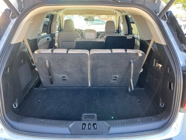 Used 2024 Ford Explorer Limited image 4