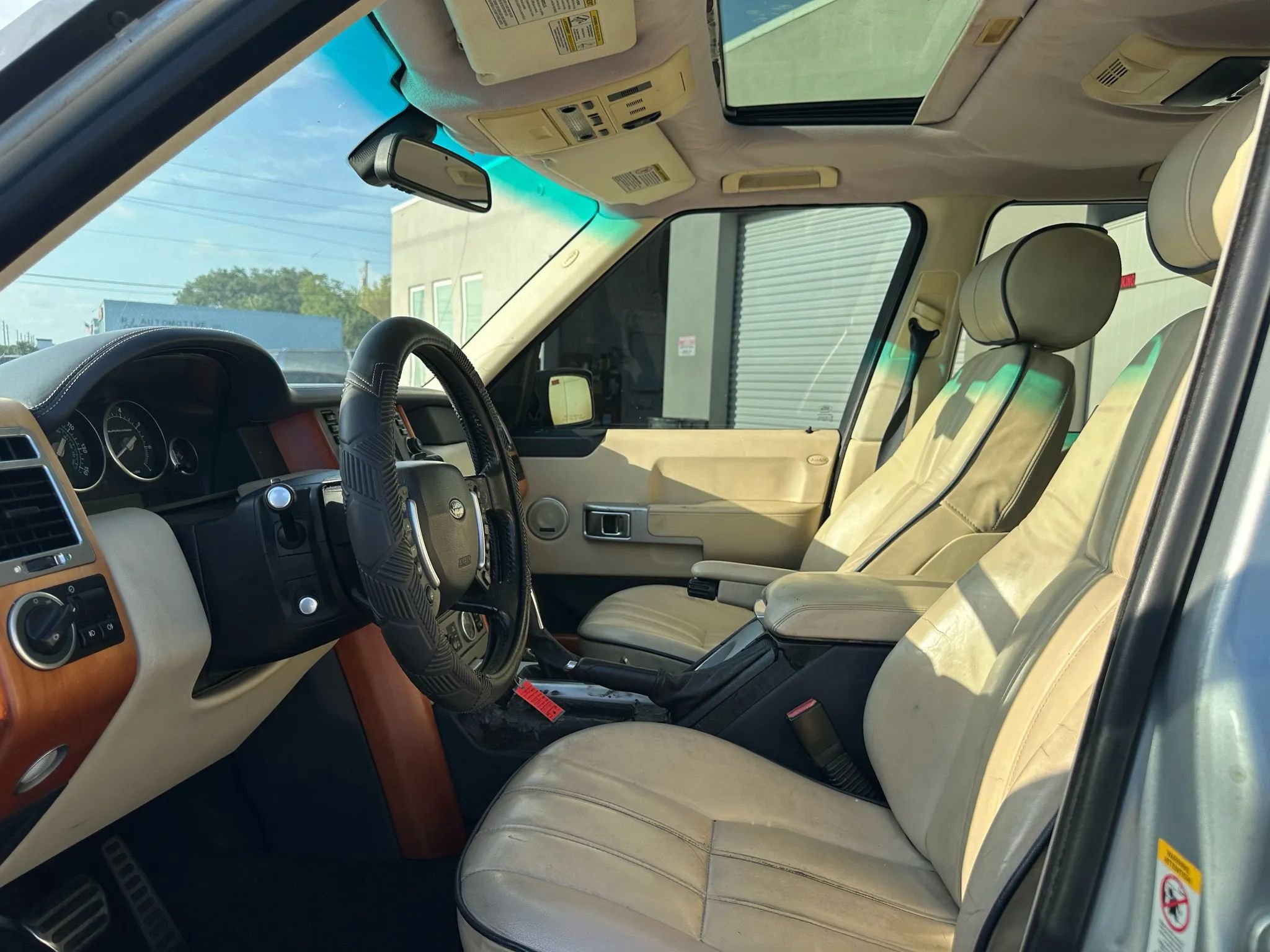 Used 2006 Land Rover Range Rover Supercharged AWD/4WD image 13