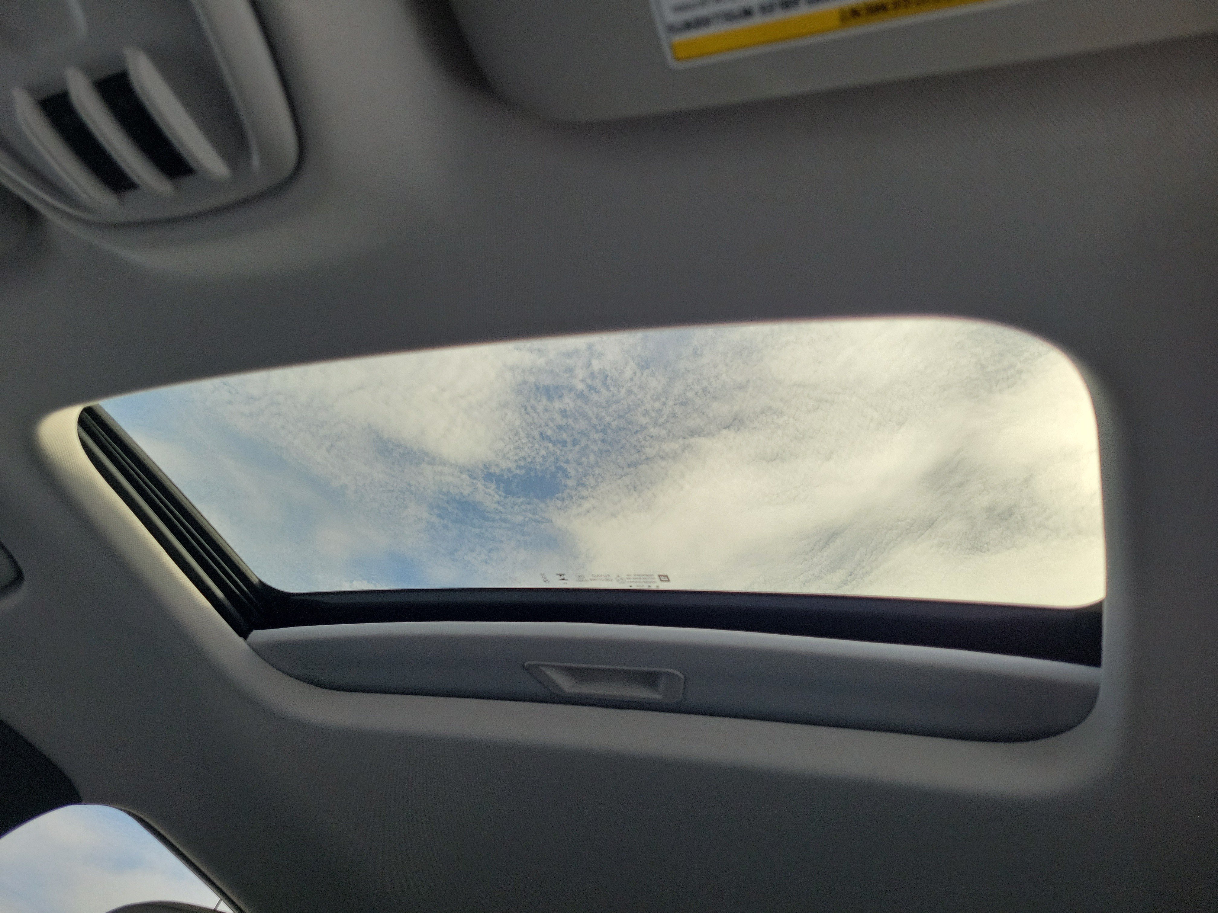 Used 2025 Chevrolet Trax ACTIV w/ Sunroof Package FWD image 29