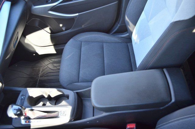 Used 2024 Chevrolet Trax RS image 25