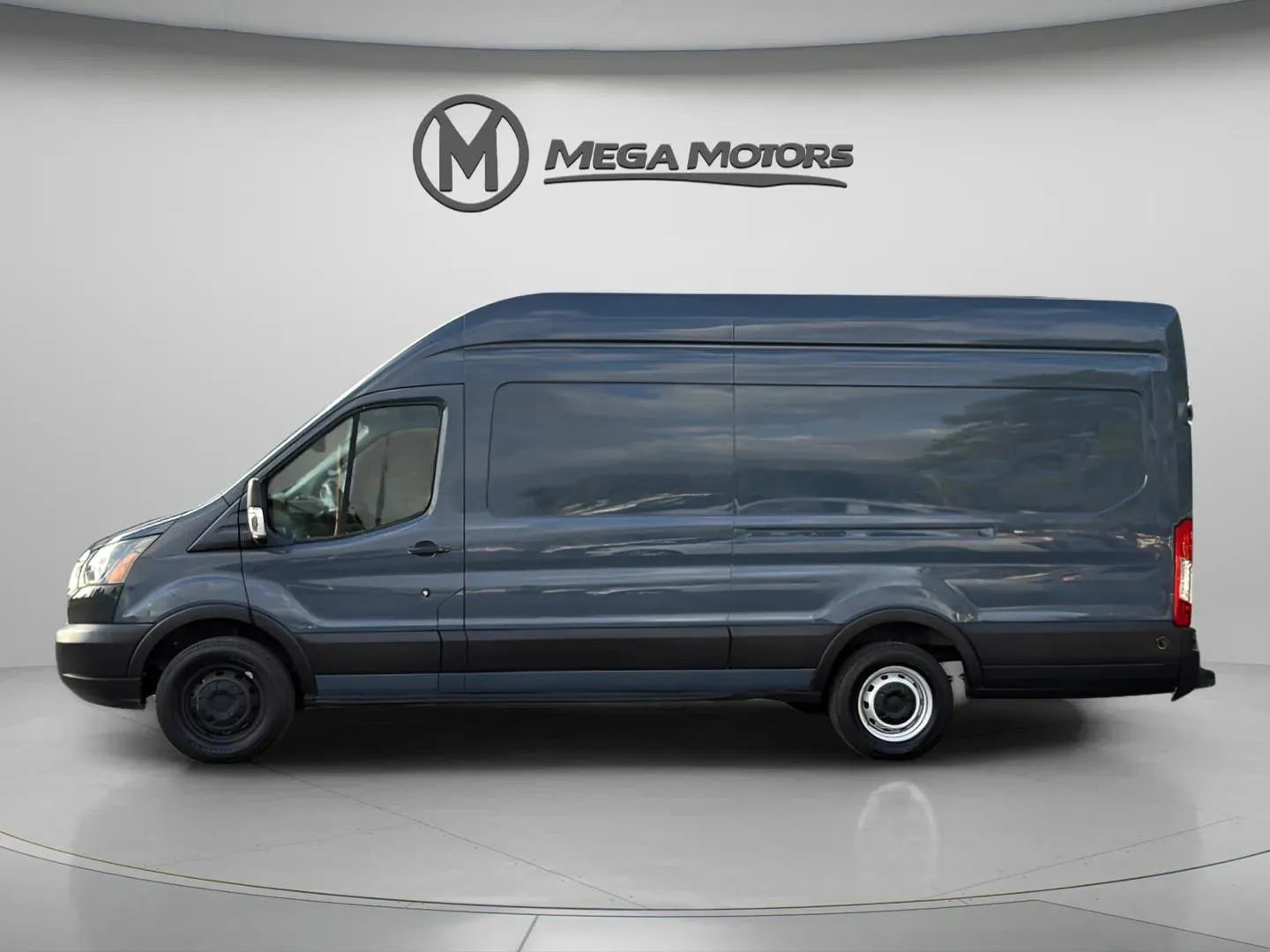 Used 2019 Ford Transit 250 148 High Roof Extended image 2