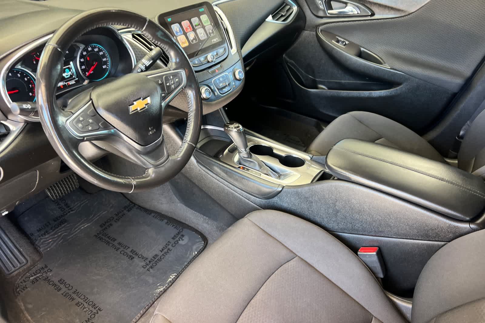 Used 2018 Chevrolet Malibu LT FWD image 11