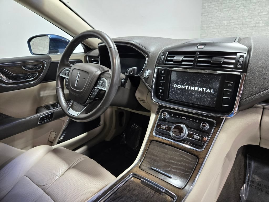 Used 2017 Lincoln Continental Reserve w/ Climate Package AWD/4WD image 55
