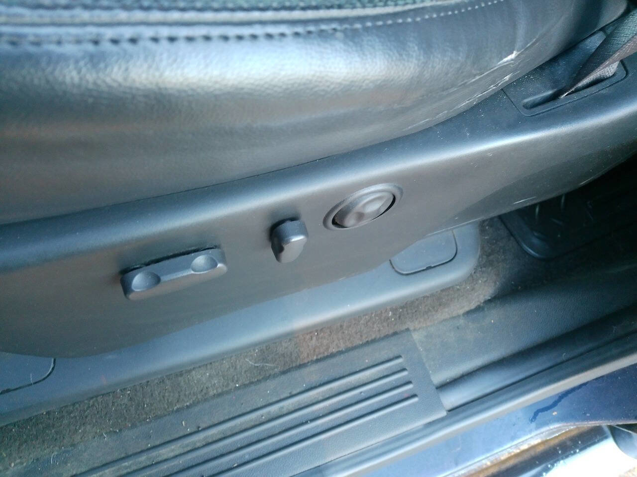 Used 2009 Chevrolet Silverado 2500 LTZ w/ Suspension Package, Off-Road image 36