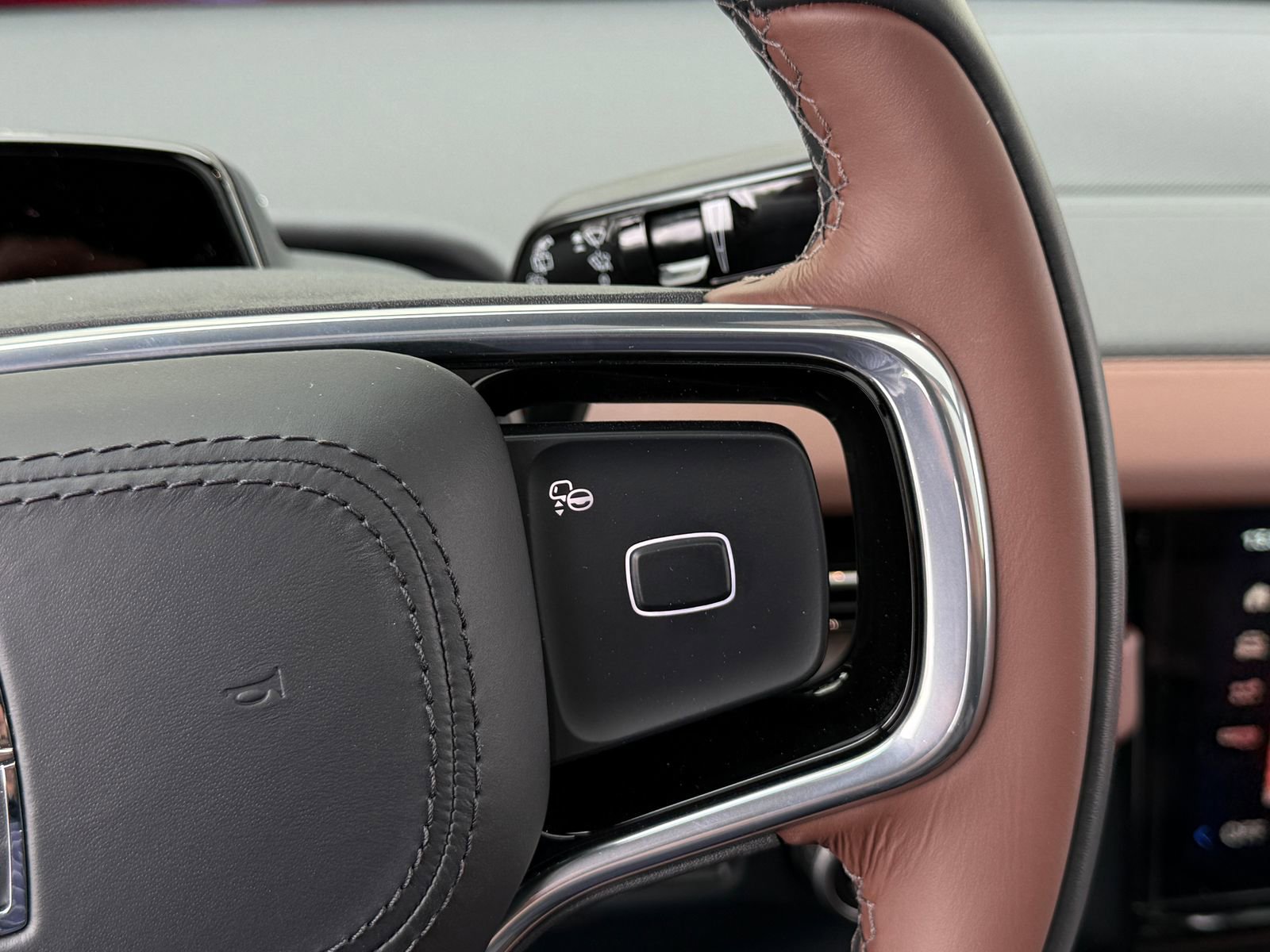 New 2026 Lincoln Navigator Reserve AWD/4WD image 36