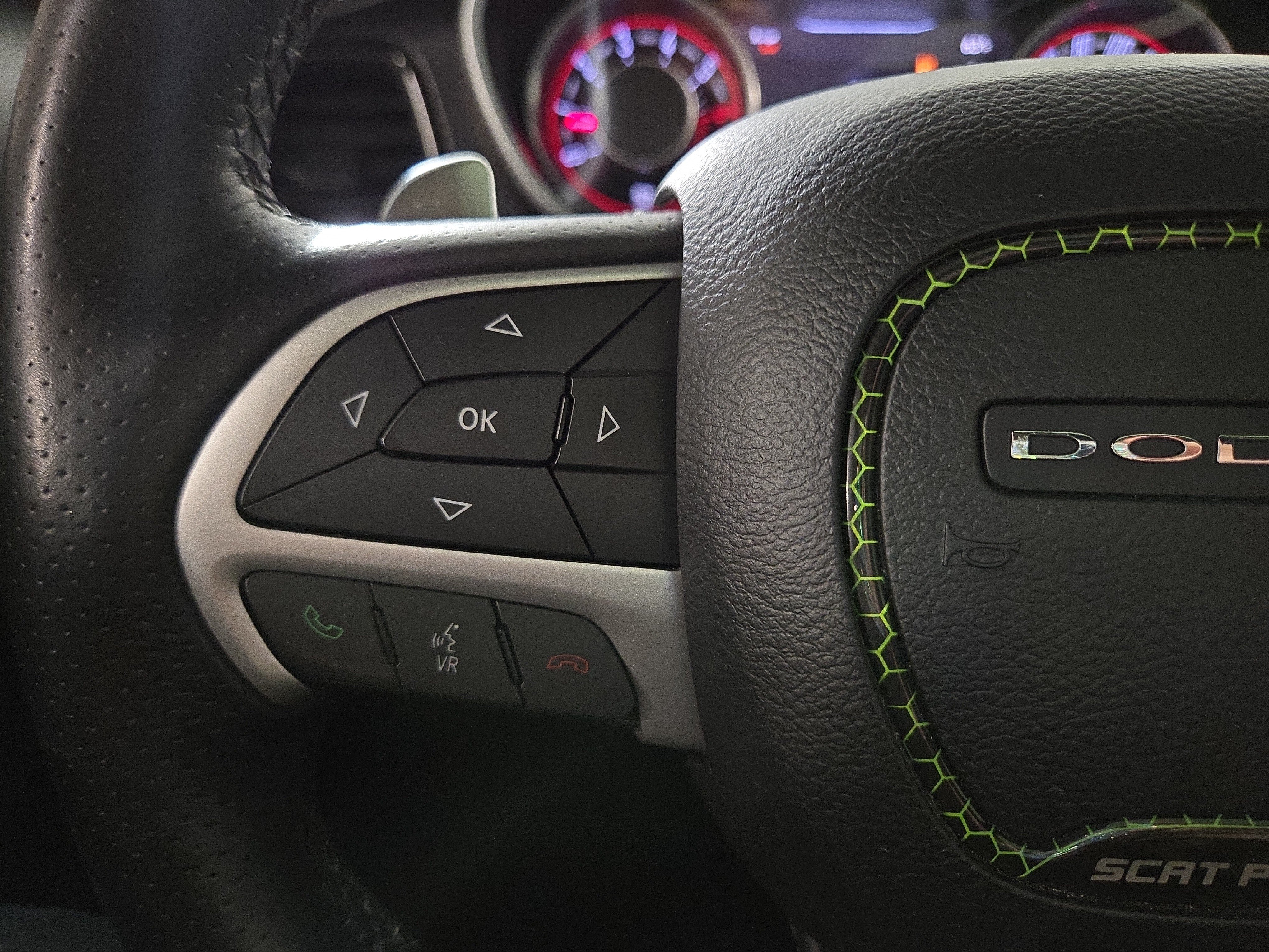 Used 2015 Dodge Challenger R/T Scat Pack w/ Leather Interior Group RWD image 16