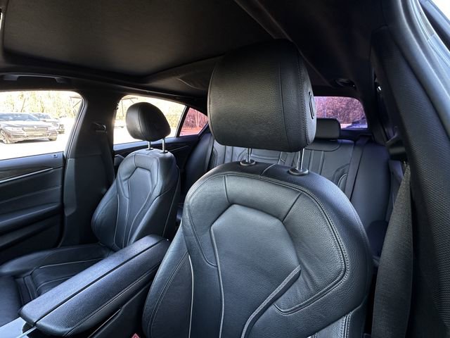Used 2019 BMW 540i w/ Convenience Package image 9