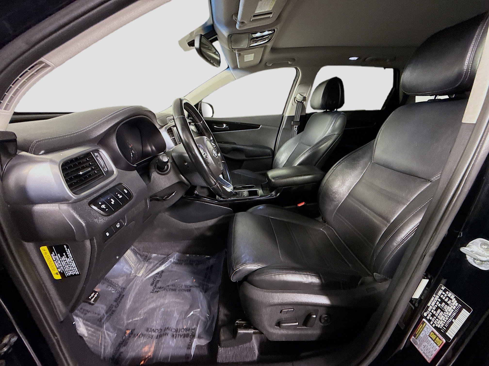 Used 2016 Kia Sorento SX image 22