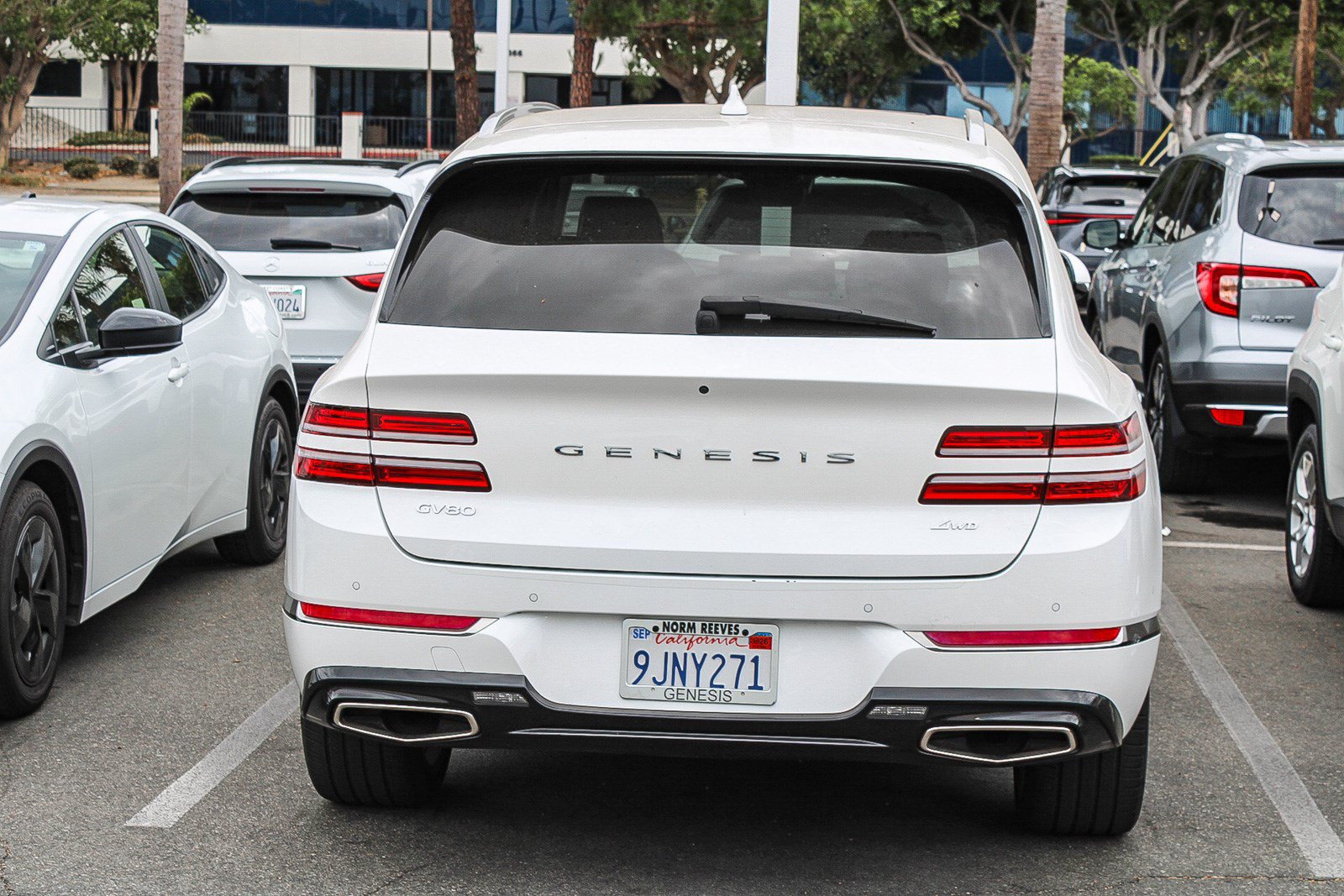 Used 2024 Genesis GV80 2.5T w/ Prestige Package AWD/4WD image 8