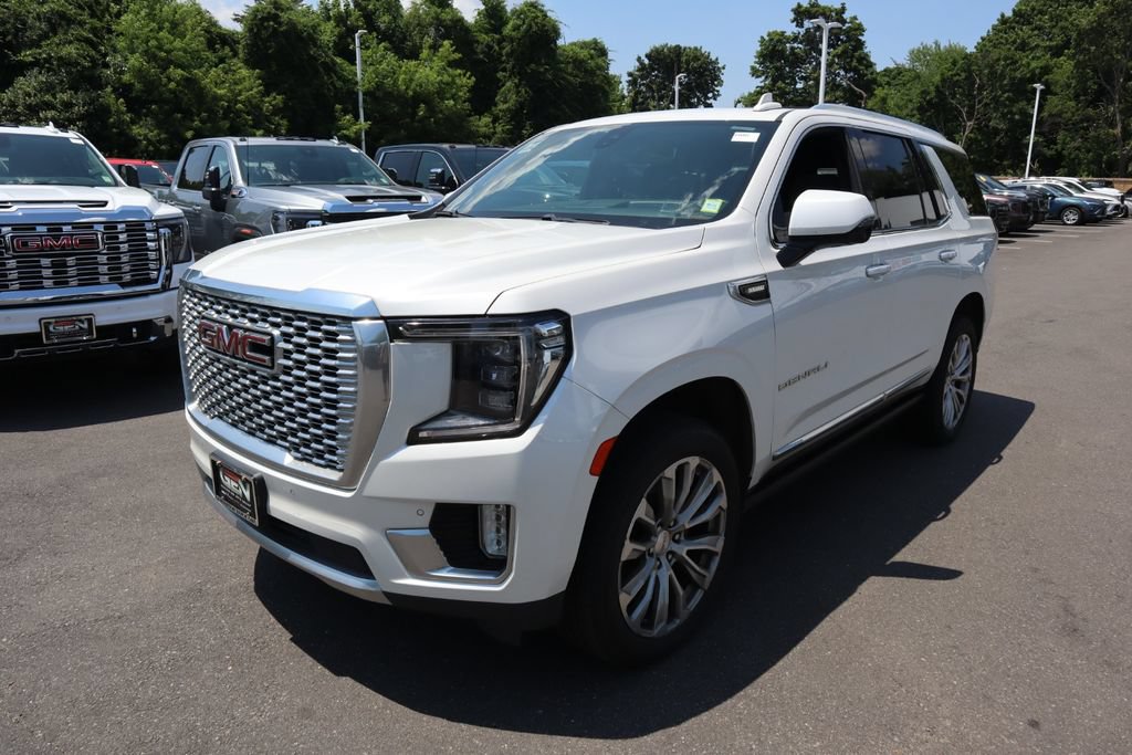 Used 2021 GMC Yukon Denali w/ Denali Ultimate Package AWD/4WD image 6