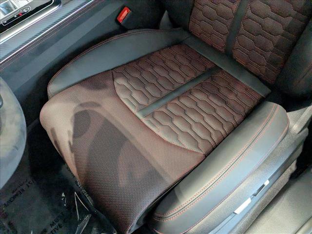 New 2026 Audi RS Q8 performance image 4