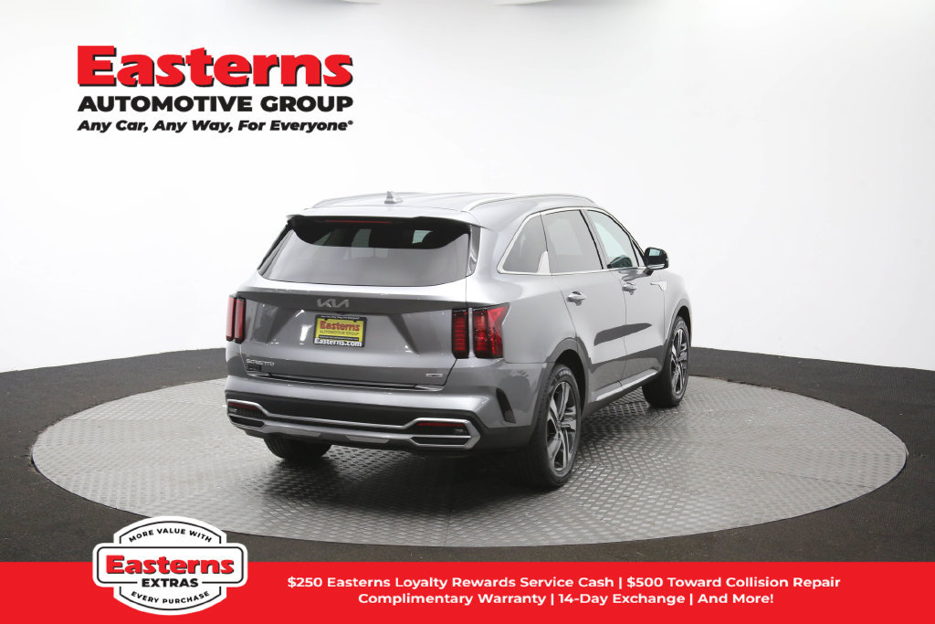 Used 2023 Kia Sorento EX AWD/4WD image 40