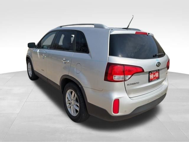 Used 2015 Kia Sorento LX image 7