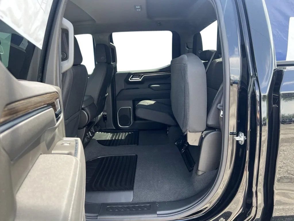 New 2025 Chevrolet Silverado 1500 LT AWD/4WD image 28
