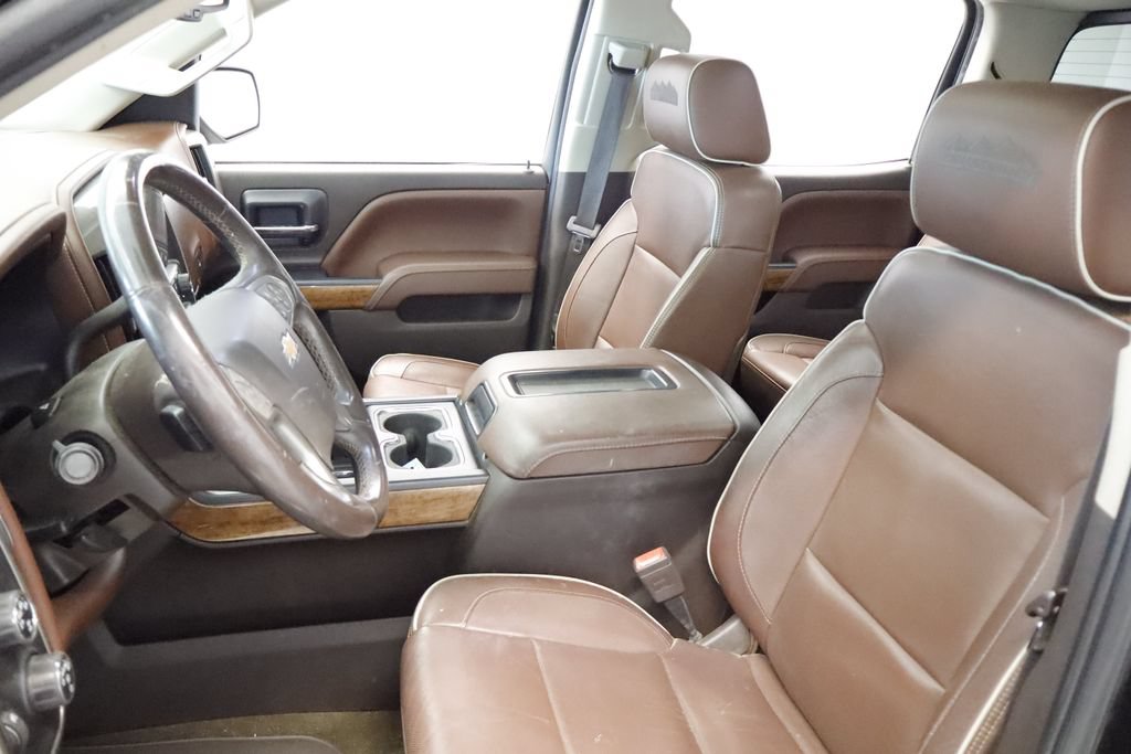 Used 2015 Chevrolet Silverado 1500 High Country w/ High Country Premium Package AWD/4WD image 23