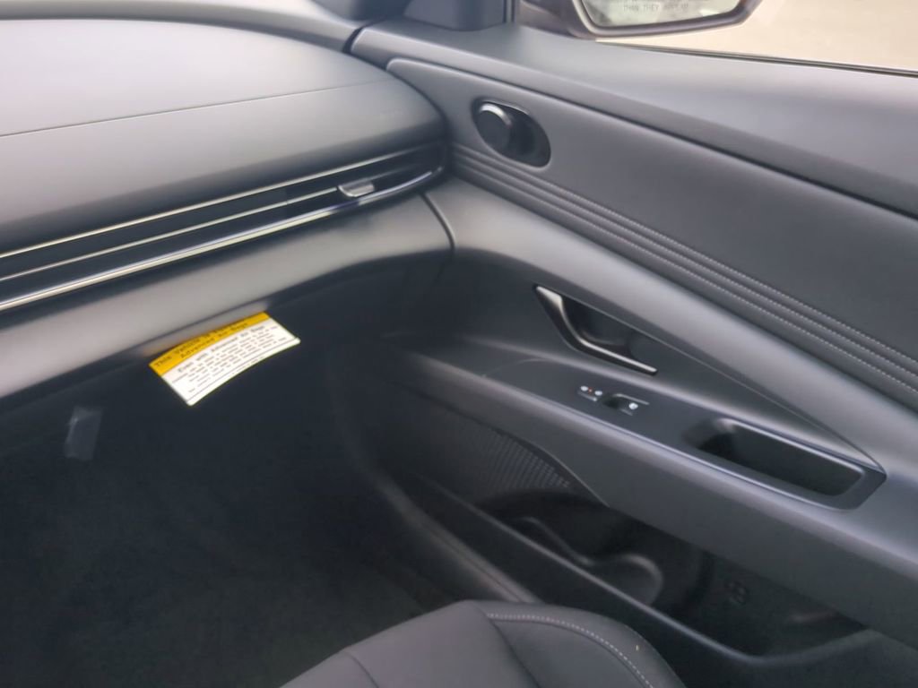 New 2026 Hyundai Elantra Sport w/ Cargo Package image 18