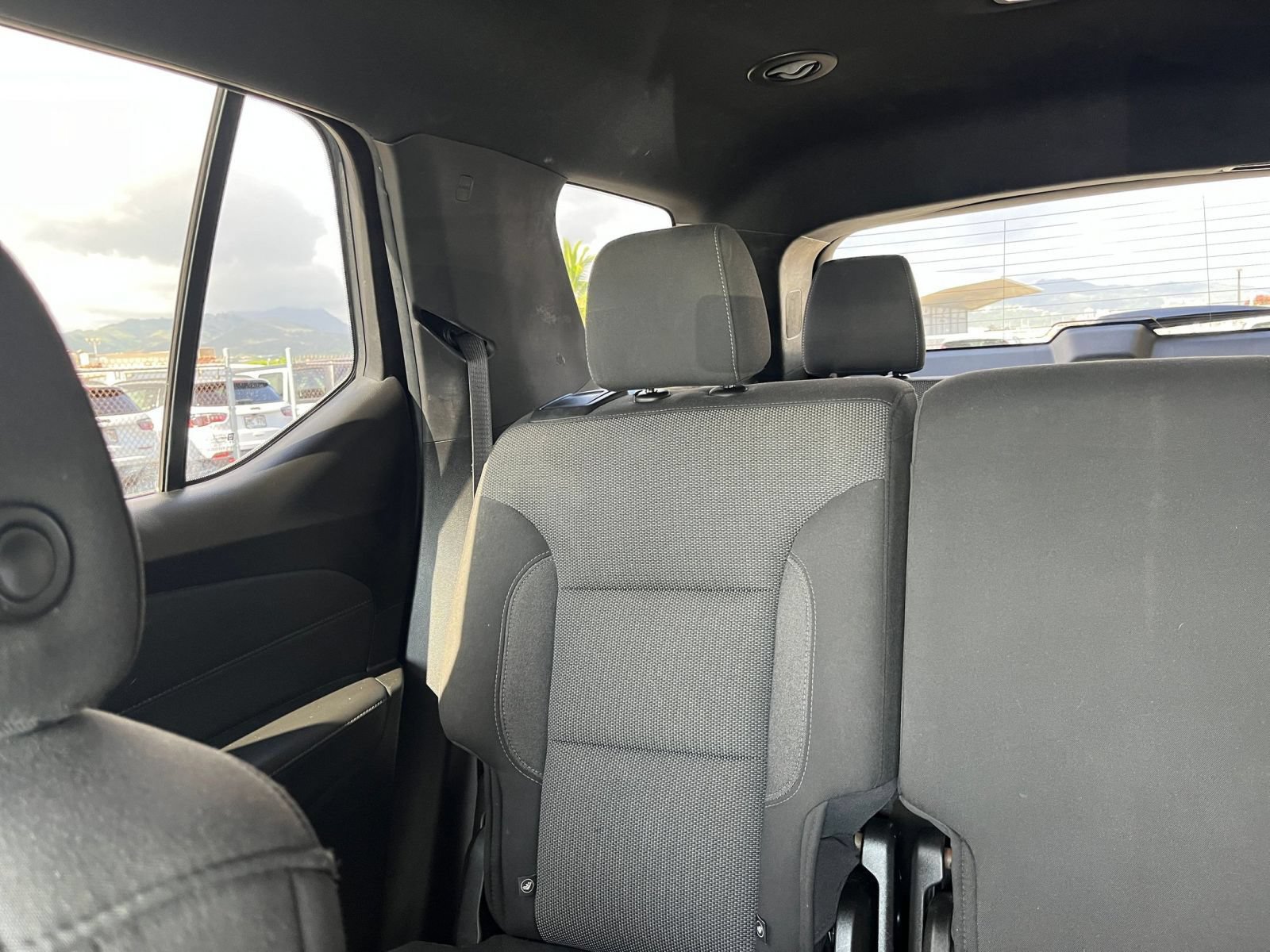 Used 2023 Chevrolet Traverse LT FWD image 39