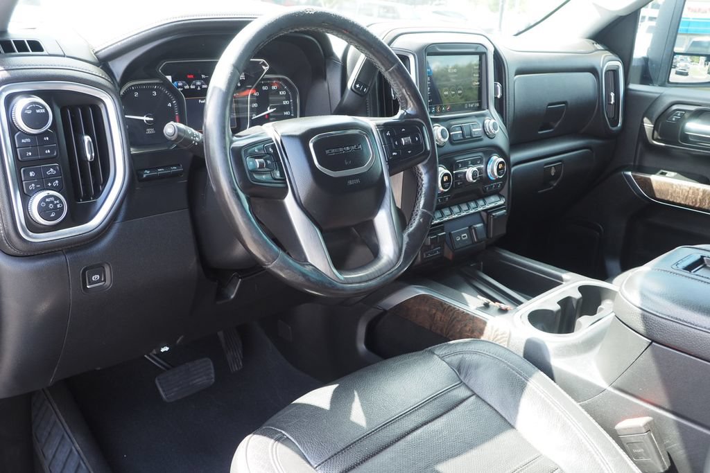 Used 2020 GMC Sierra 2500 Denali w/ Denali Ultimate Package AWD/4WD image 14