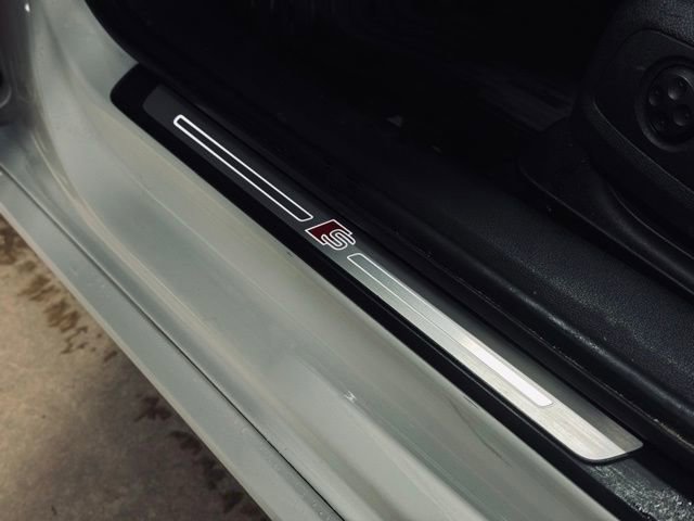 Used 2017 Audi A4 2.0T Premium Plus w/ Premium Plus Package image 19