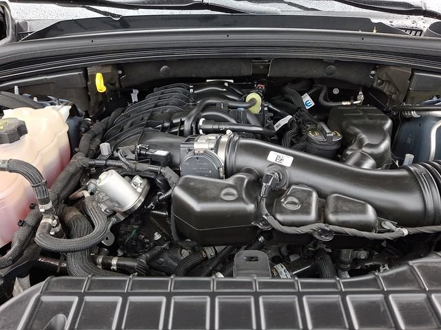 Used 2025 Jeep Grand Cherokee L Laredo w/ Luxury Tech Group I AWD/4WD image 28
