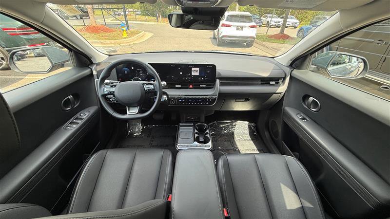 Used 2025 Hyundai Ioniq 5 SEL RWD image 23