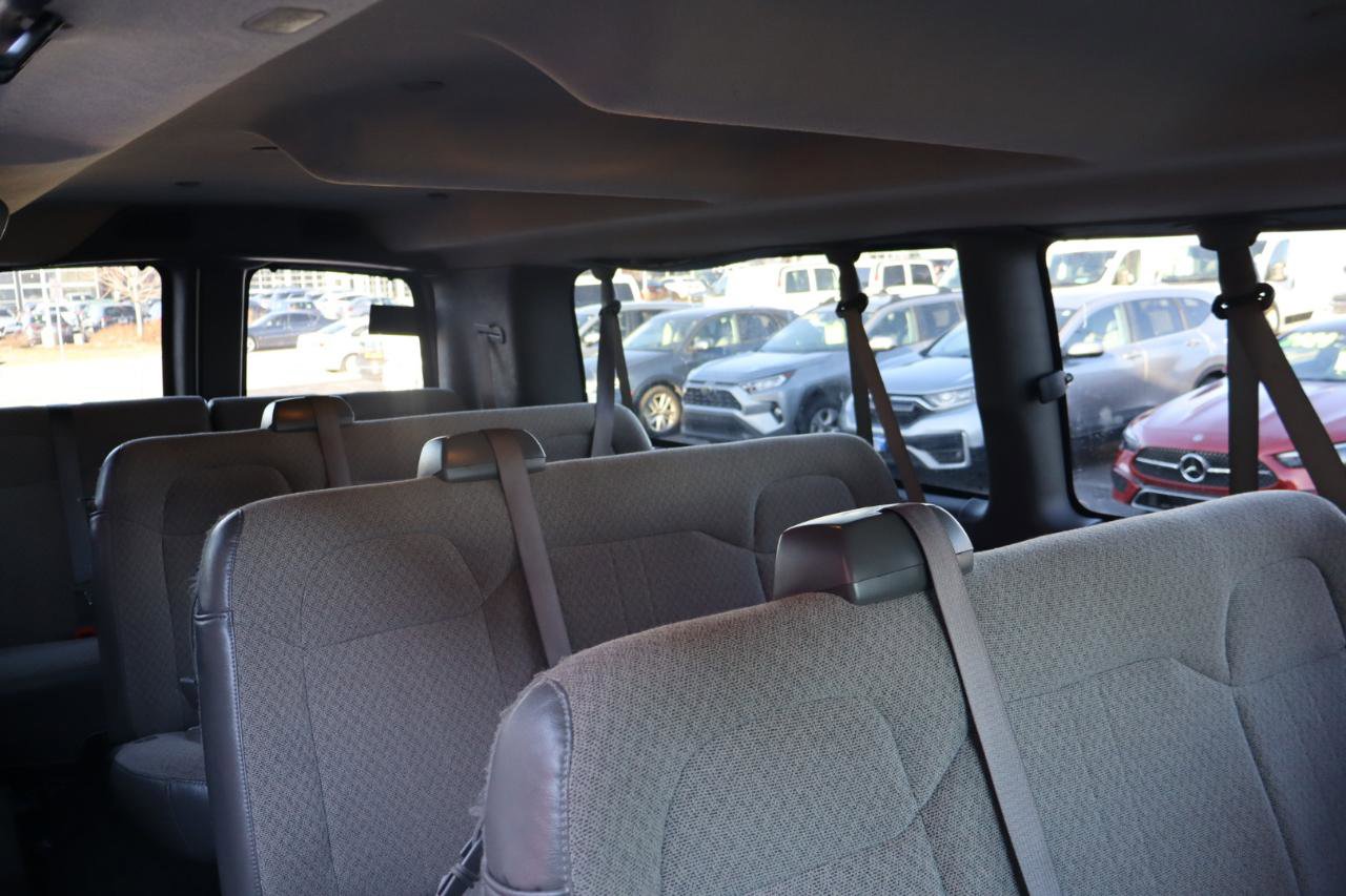 Used 2023 GMC Savana 3500 LS image 12