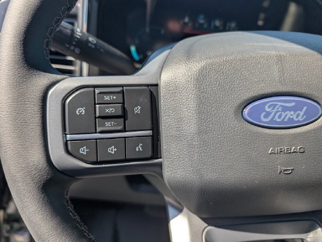 New 2027 Ford F350 Lariat w/ Black Appearance Package AWD/4WD image 19