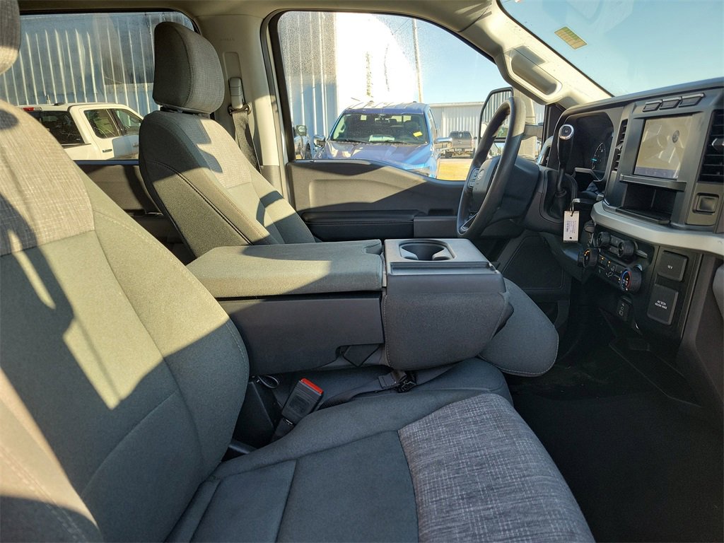 Used 2024 Ford F350 XLT image 32