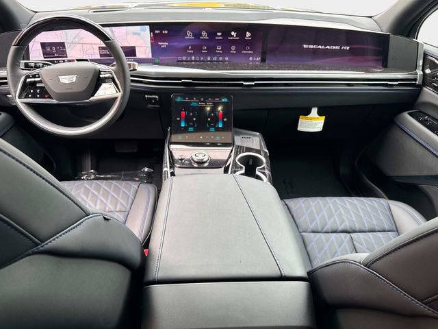 New 2026 Cadillac Escalade IQ Sport 1 w/ LPO, ONYX Package image 14